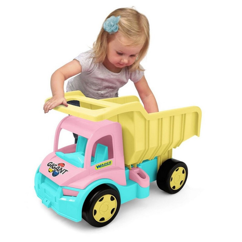 Дитяча іграшкова машинка 