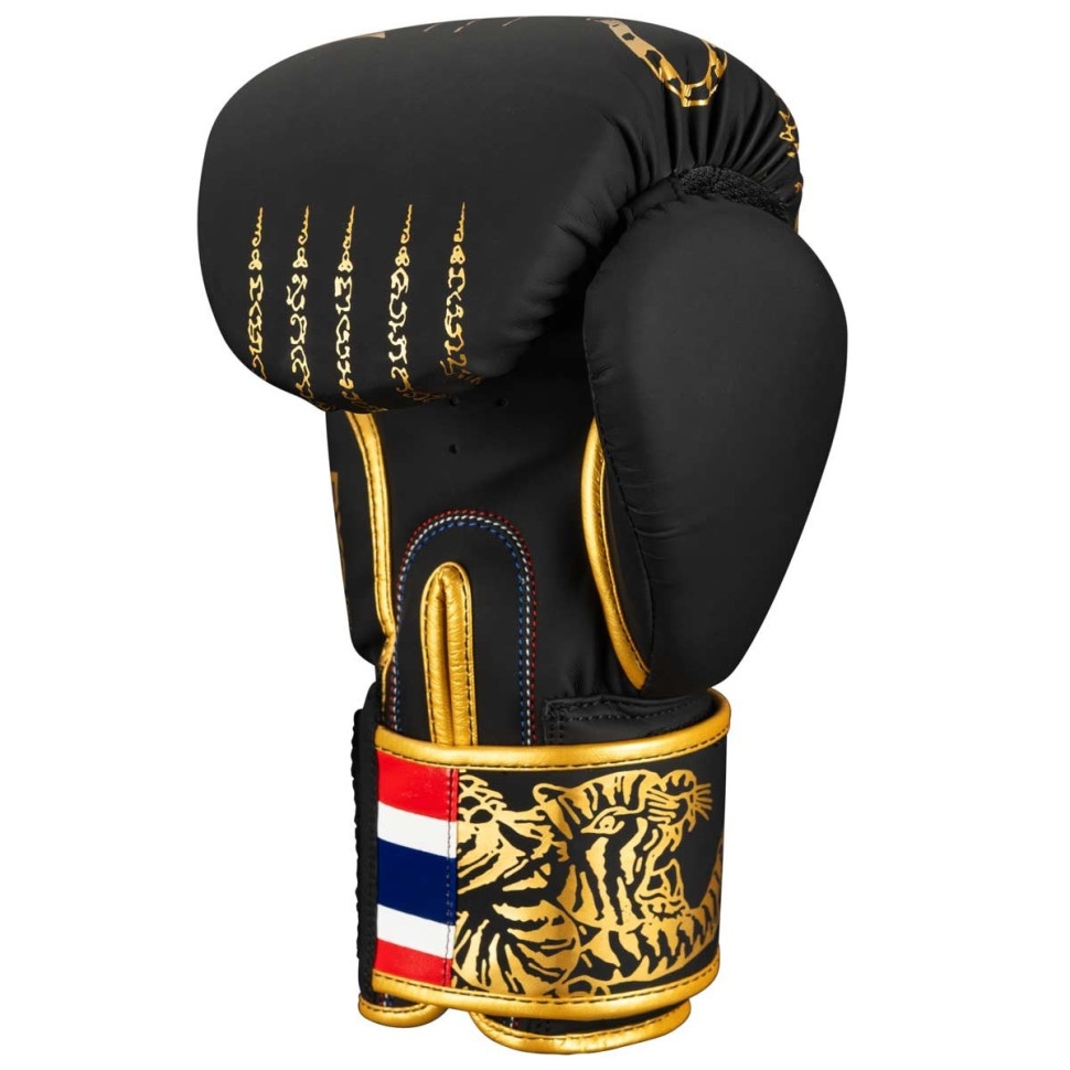 Боксерские перчатки Muay Thai Phantom PHBG2938-10 Black Gold 10 унций (Бинты в подарок)