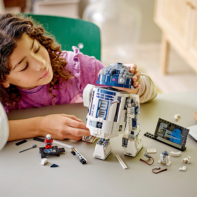 Конструктор LEGO Star Wars R2-D2 75379, 1050 деталей 