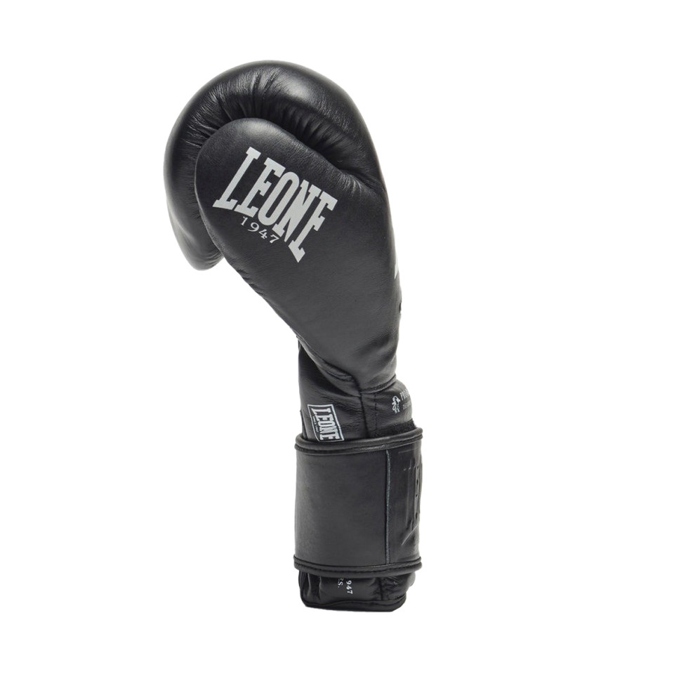 Боксерские перчатки GN111 THE GREATEST Leone GN111_Black_10oz 10 унций (бинты в комплекте)