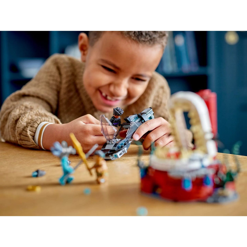 Конструктор LEGO Super Heroes Тронна зала короля Неймора 76213