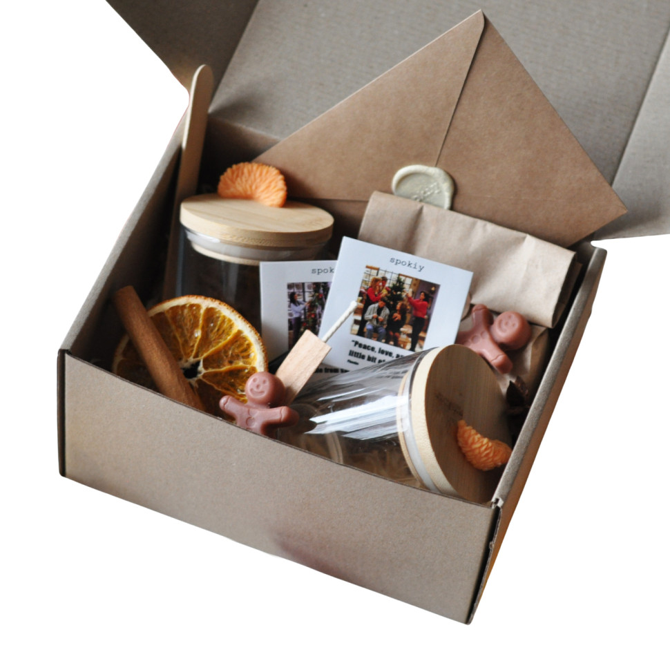 Новорічний набір для створення свічки «Друзі» L SP2468 на дві свічки