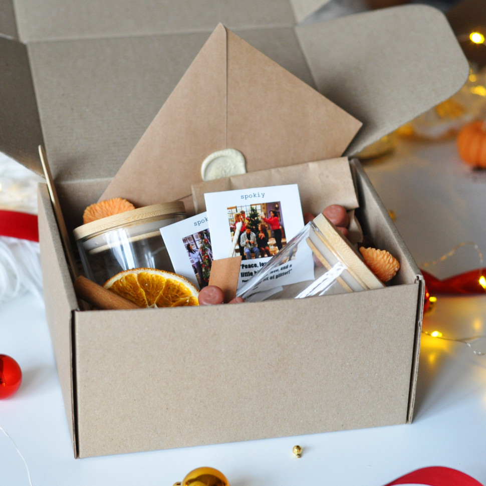 Новорічний набір для створення свічки «Друзі» L SP2468 на дві свічки