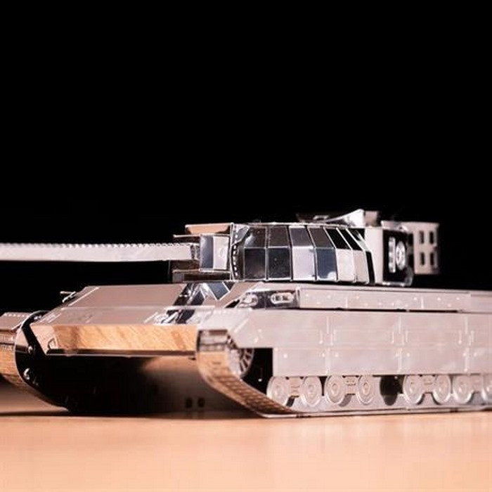 Збірна колекційна модель World of Tanks танк Conqueror FV214 Metal Time MT069