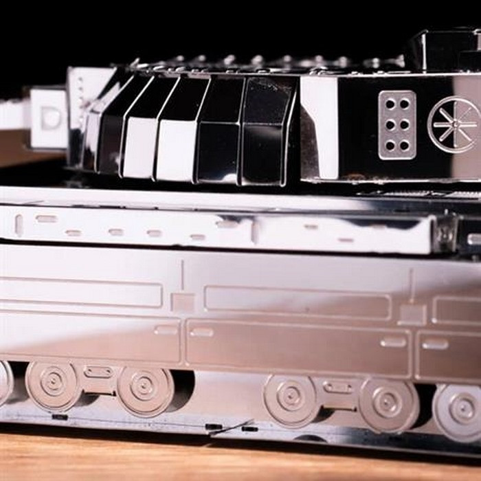 Збірна колекційна модель World of Tanks танк Conqueror FV214 Metal Time MT069