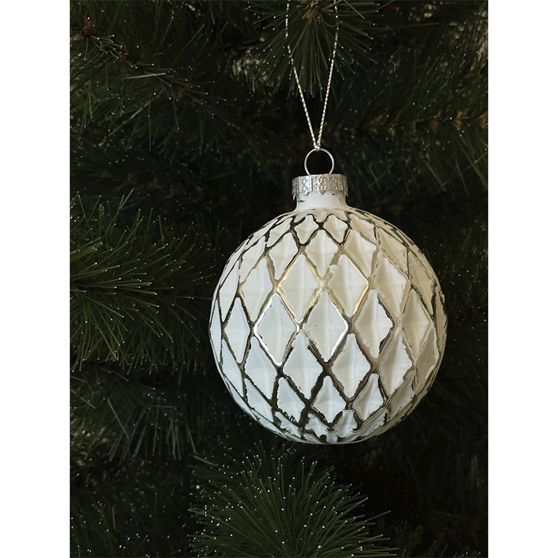 Ялинкова скляна кулька Chomik 5900779881921_3 діаметр 8 см, біло-сріблястий