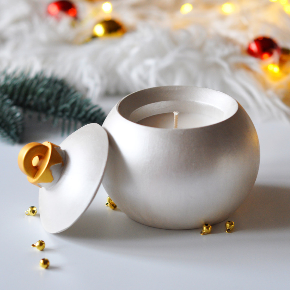 Новорічна свічка ручної роботи з соєвого воску «Ялинкова іграшка» SP2472 100 г Перламутр