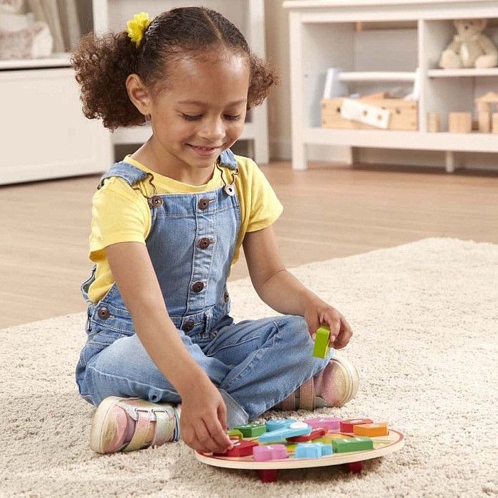 Детские деревянные часы-сортер Melissa&Doug MD18593, 12 блоков