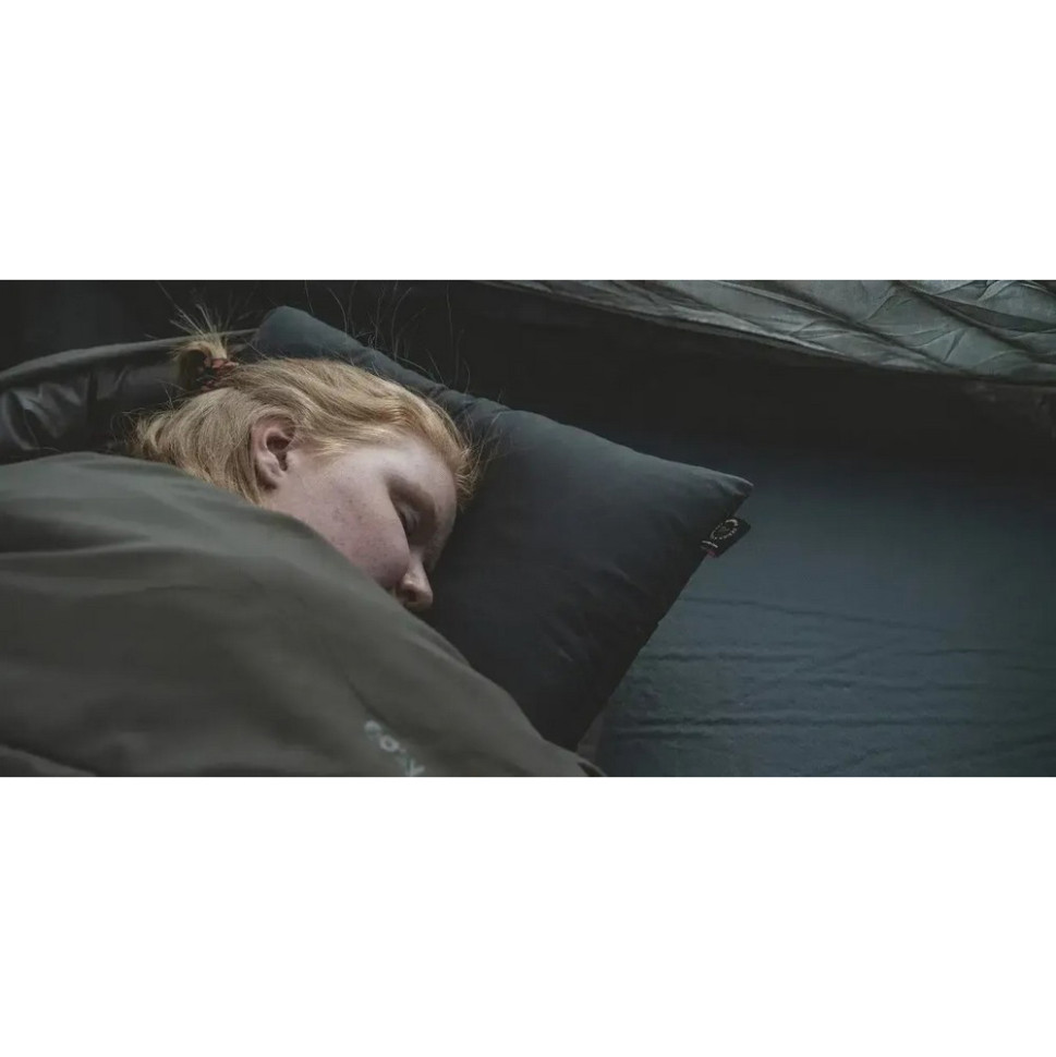 Подушка Raven Pillow Easy Camp 931576, розмір 35х25х10 см