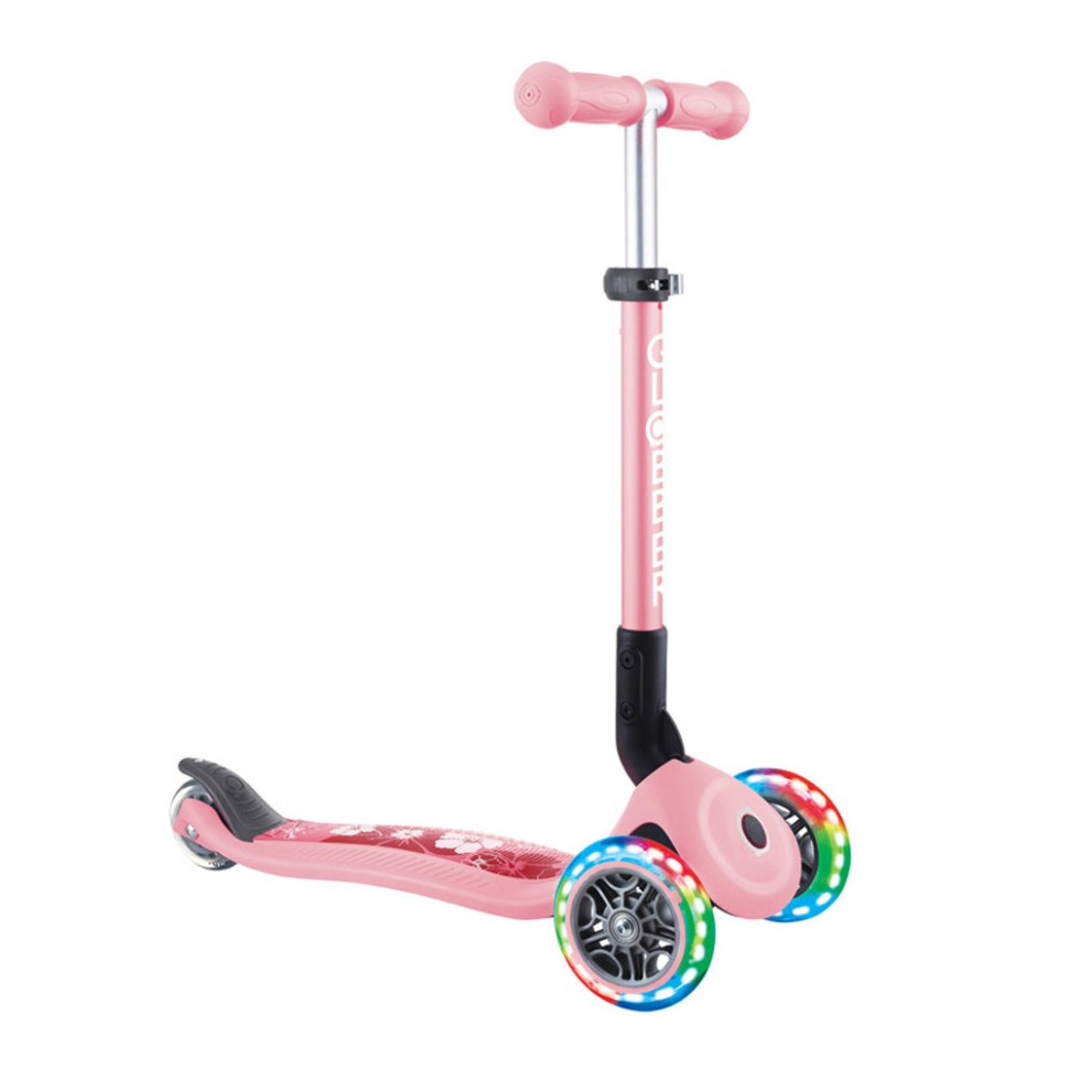 Самокат серии JUNIOR FOLDABLE FANTASY LIGHTS GLOBBER 433-210 розовый, до 50 кг 3 колеса