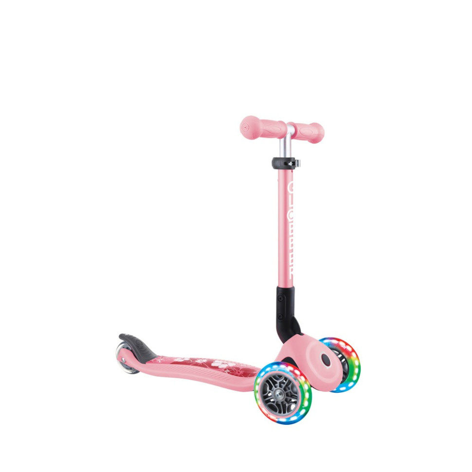 Самокат серии JUNIOR FOLDABLE FANTASY LIGHTS GLOBBER 433-210 розовый, до 50 кг 3 колеса