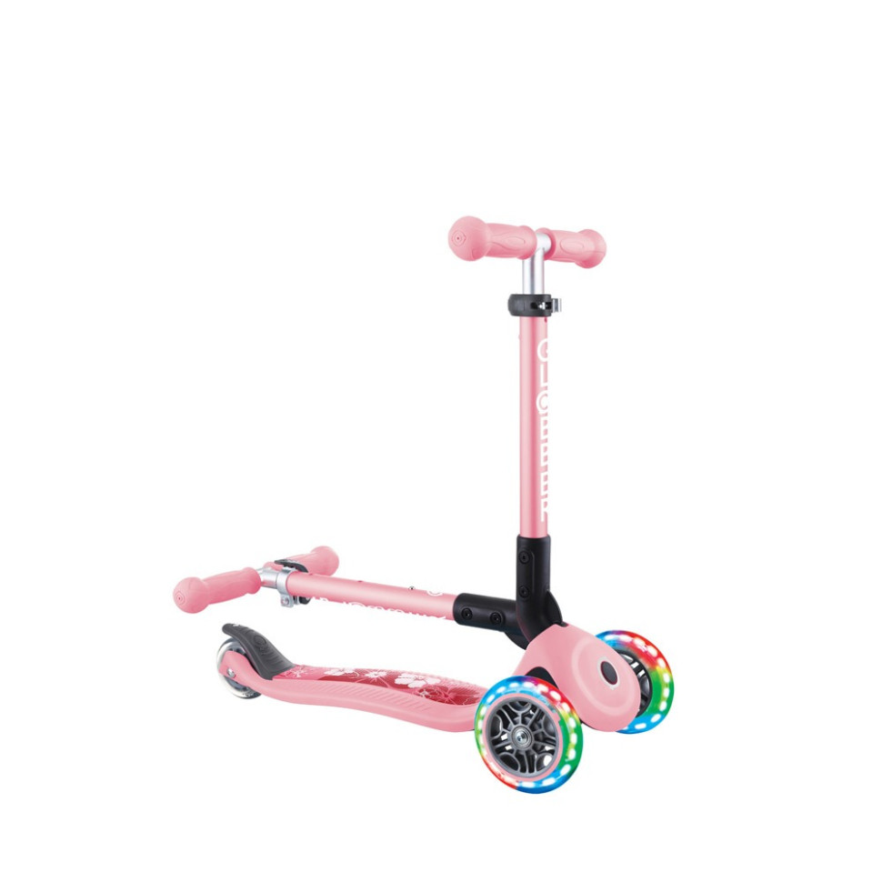 Самокат серии JUNIOR FOLDABLE FANTASY LIGHTS GLOBBER 433-210 розовый, до 50 кг 3 колеса
