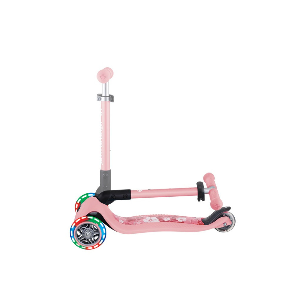 Самокат серии JUNIOR FOLDABLE FANTASY LIGHTS GLOBBER 433-210 розовый, до 50 кг 3 колеса