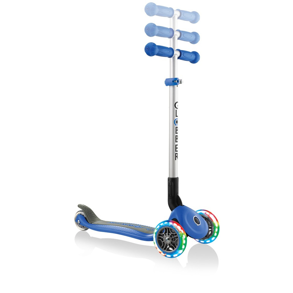 Самокат серії PRIMO FOLDABLE FANTASY LIGHTS GLOBBER 432-100 синій, до 50 кг 3 колеса