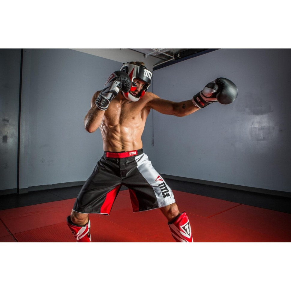 Боксерский шлем MMA Command Full TITLE XCHGF L BK/WH/RD, размер L (капа в комплекте)