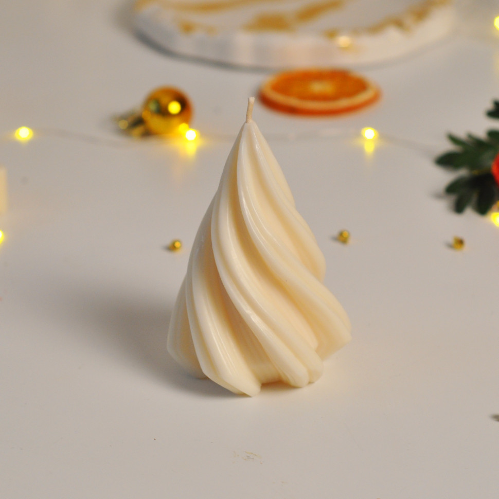 Формова свічка ручної роботи з соєвого воску 