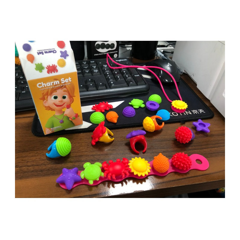 Набор сенсорных игрушек-украшений для детей HBC 13162-HBC, яркие цвета