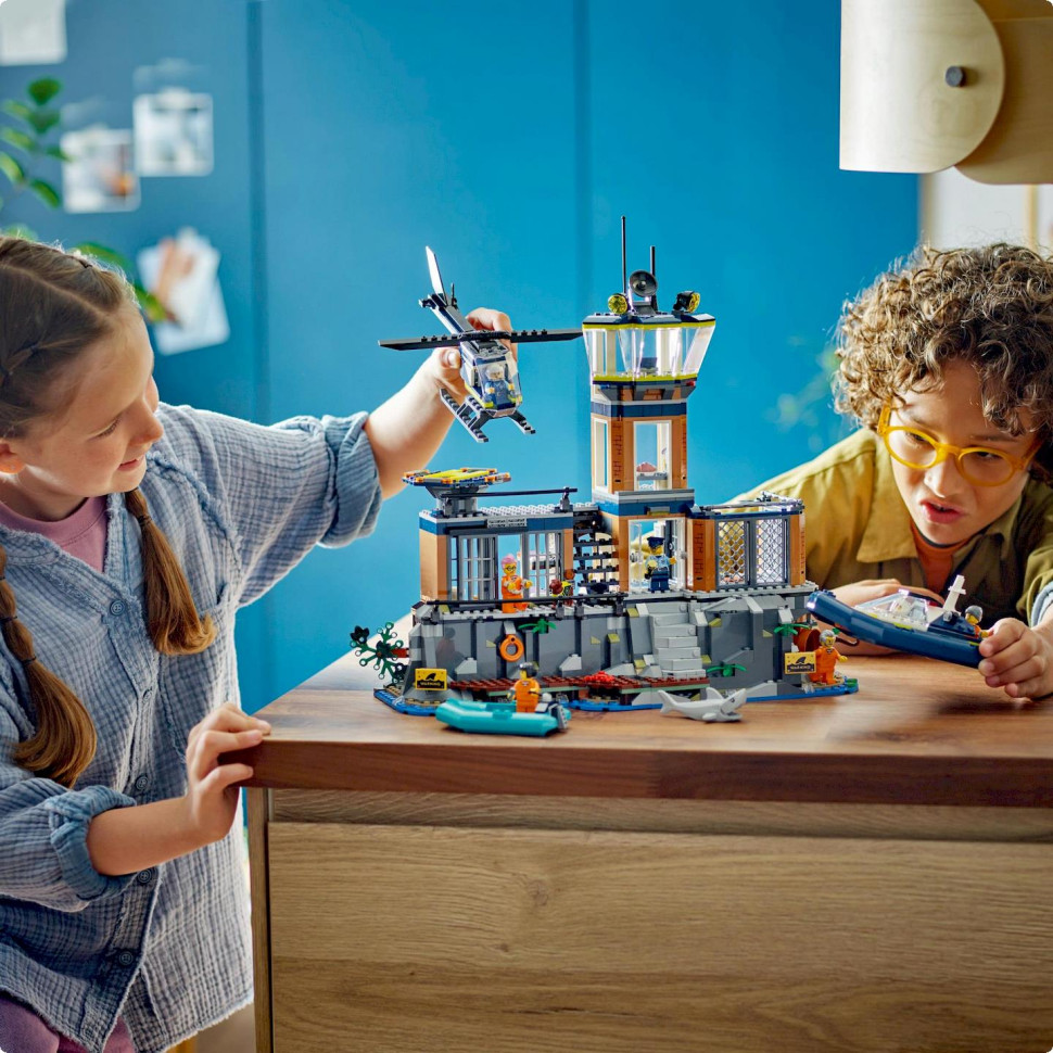 Конструктор Поліцейський острів-в'язниця LEGO 60419, 980 деталей