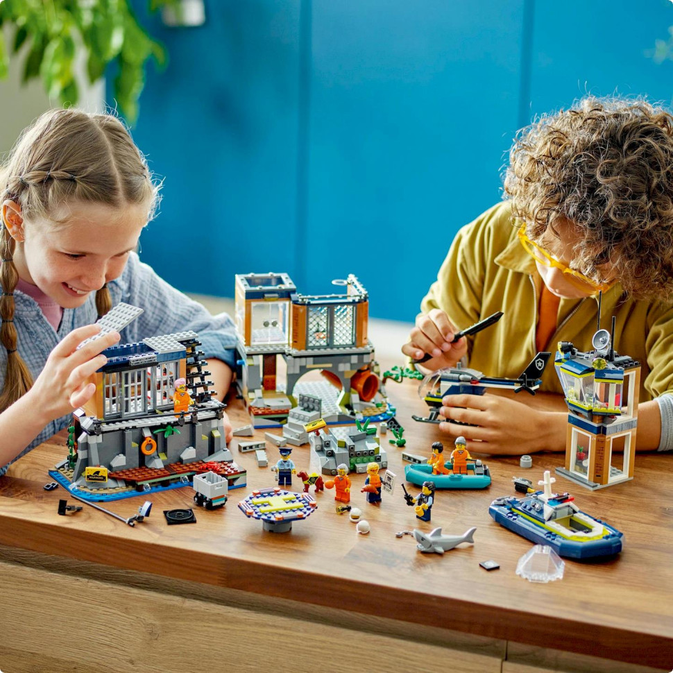Конструктор Поліцейський острів-в'язниця LEGO 60419, 980 деталей