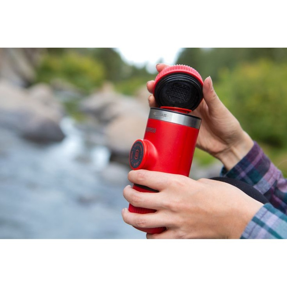 Портативная кофемашина для эспрессо Nanopresso Wacaco WNANORED