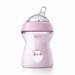 Бутылочка пластиковая "Natural Feeling" Chicco 81323.10 соска силиконовая 250 мл