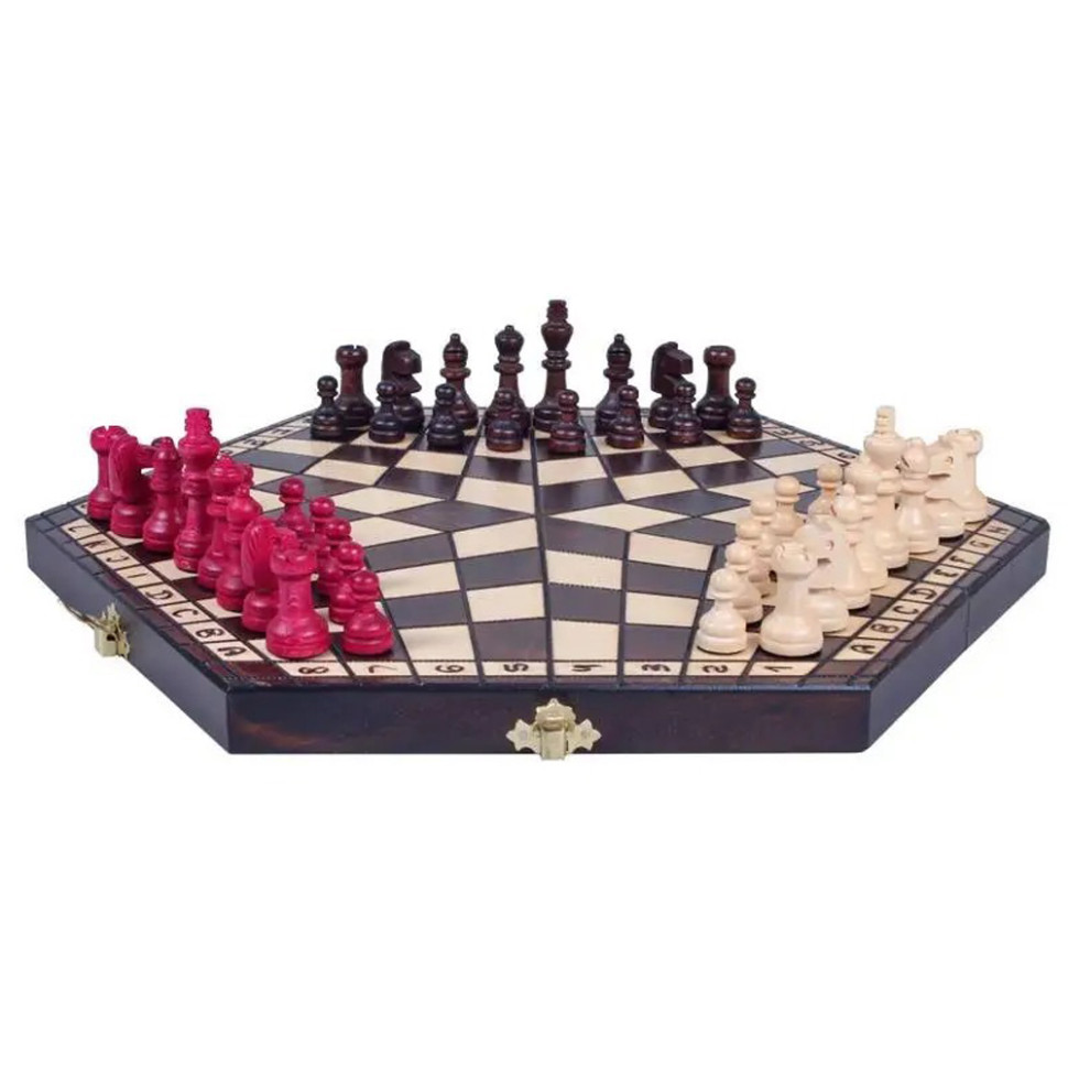 Настольная игра шахматы 