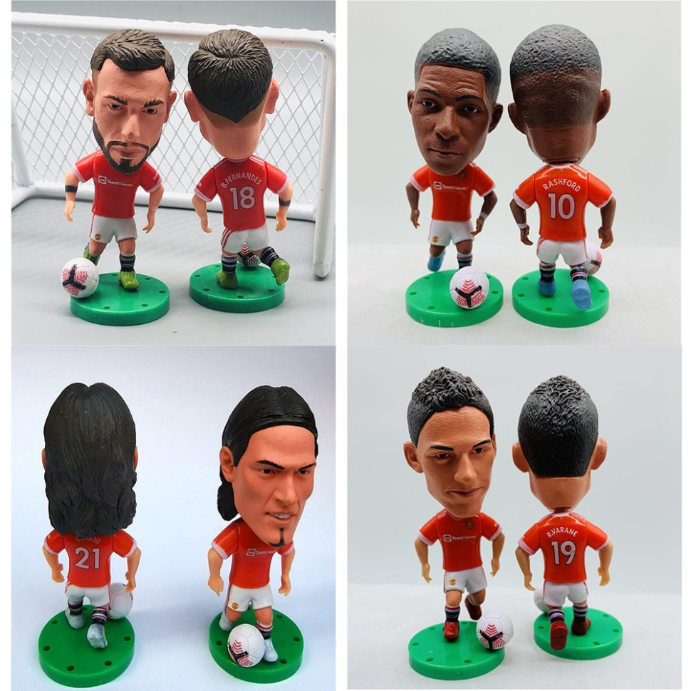 Набор сувенирных фигурок футболистов 