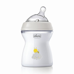 Бутылочка пластиковая "Natural Feeling" Chicco 81323.30 соска силиконовая 250 мл