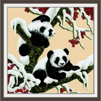 Вышивка крестиком "Снежные панды" 65х65см D028                                                      