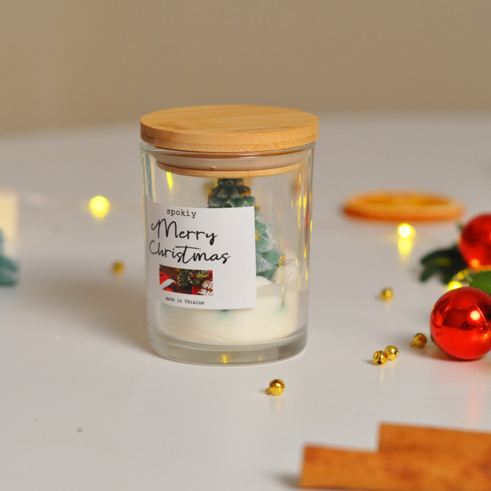 Новогодняя свеча ручной роботы из соевого воска 