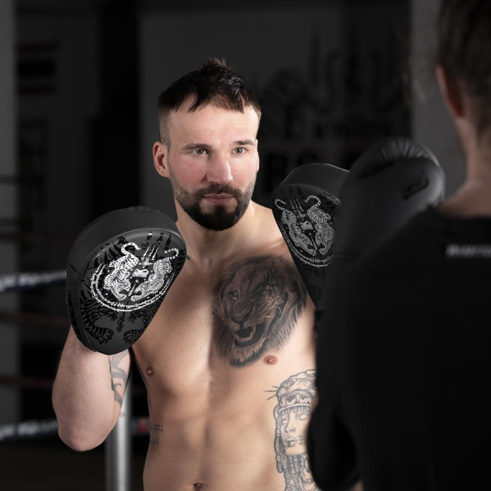 Лапы боксерские Muay Thai Phantom PHPAD2737 Black, высококачественный полиуретан