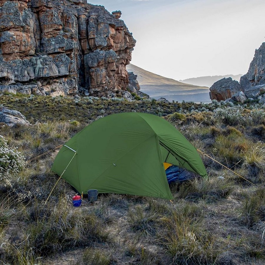 Палатка сверхлегкая двухместная с футпринтом Mongar NH17T007-M Naturehike 6927595767658, 210T, темно-зеленый