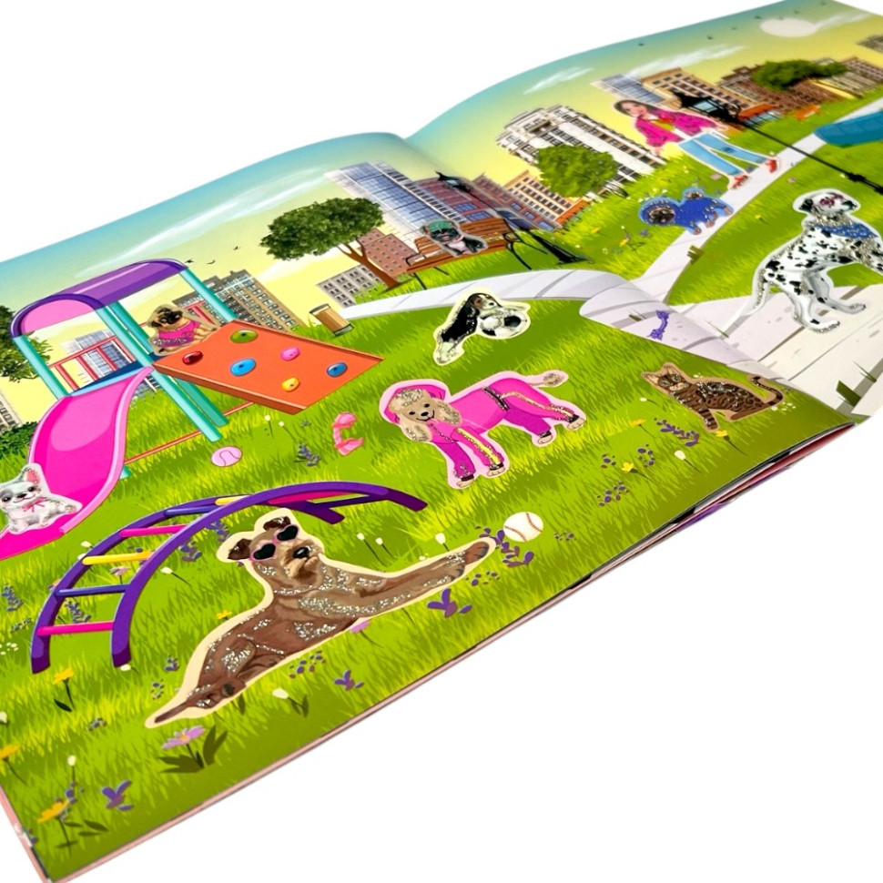 Дитяча книжечка з наклейками 