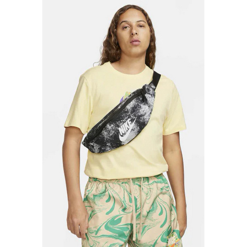 Сумка на пояс NK HRITG WSTPCK-RORSCHACH Nike FN0890-100, 41 х 10 х 15 см 2 л