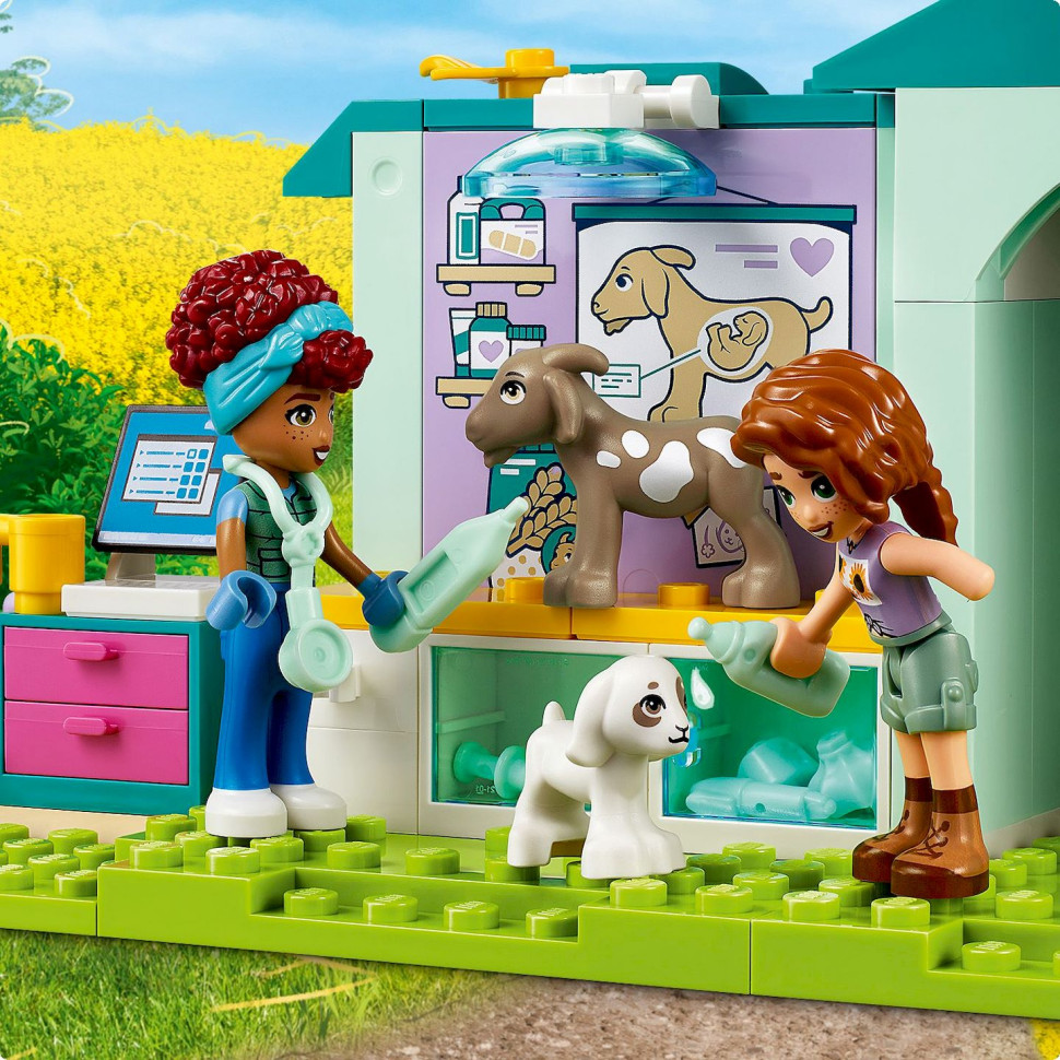 Конструктор Ветеринарна клініка для сільськогосподарських тварин LEGO Friends 42632, 161 деталь