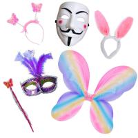 Карнавальні маски та аксесуари